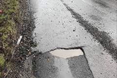 Pot-Hole-Damages-Car-Tyres-Buckinghamshire